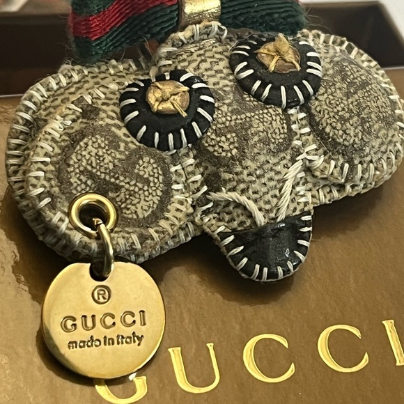 Authentic GUCCI GUCCIOLI Dachshund Dog Key Ring/Charm Strap - Picture 4 of 11